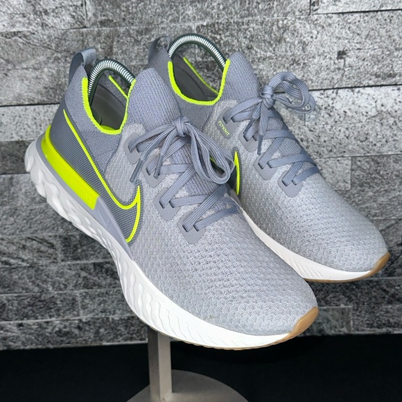 Nike React Infinity Run Flyknit - M11.5 - Picture 2 of 10